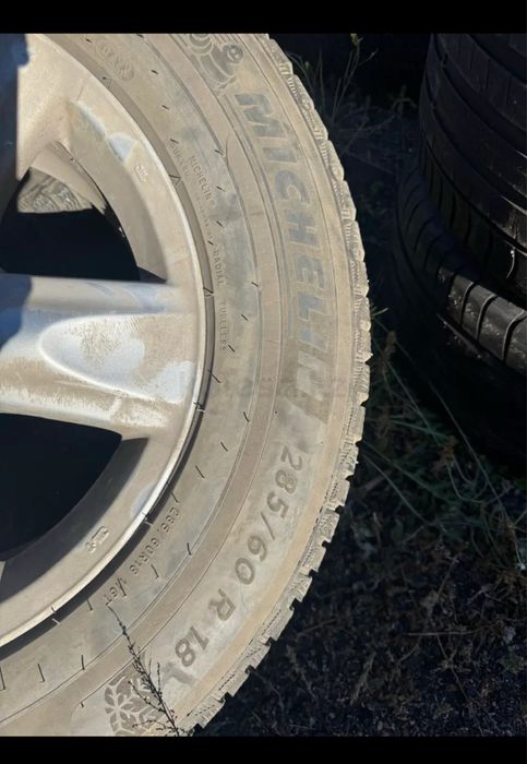 Продам Шины с дисками