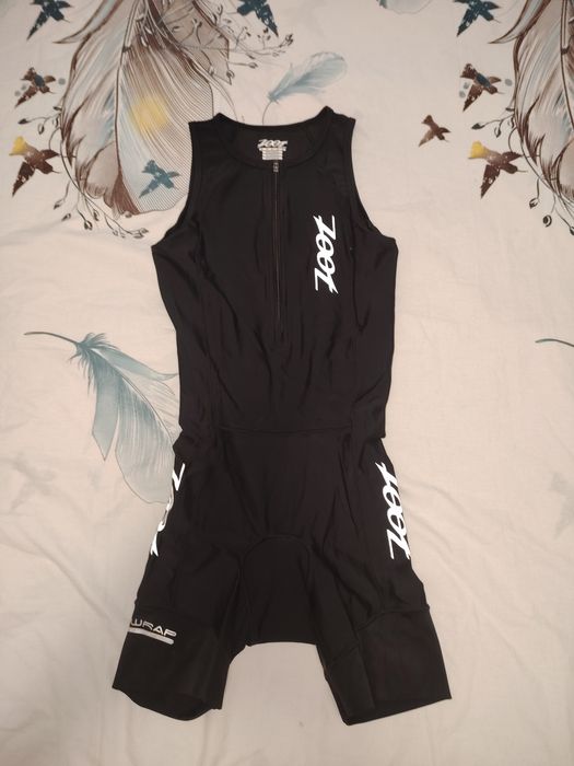 Детски официални рокли и спортен гащеризон