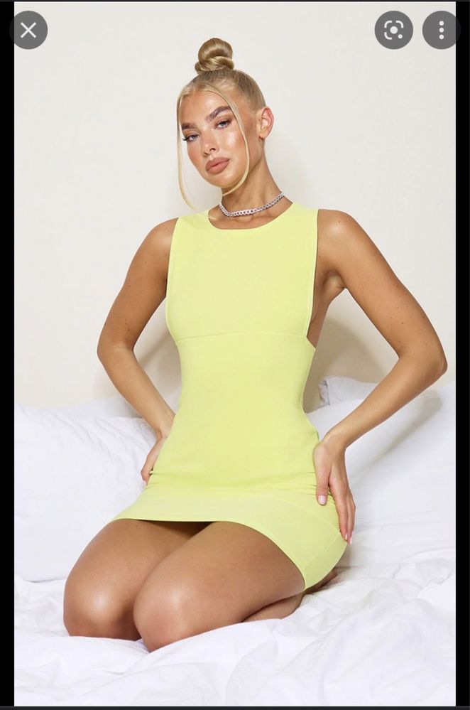 Rochie PrettyLittleThing