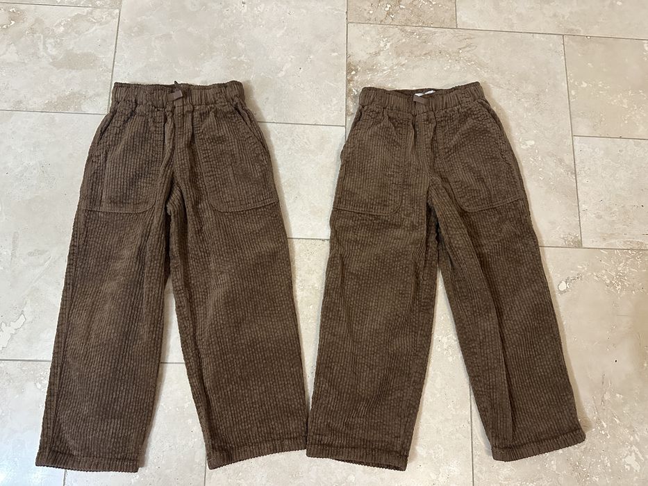 Pantaloni velur marimea 110 zara 2 perechi