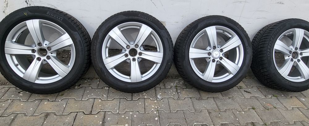 Jante aliaj originale Mercedes R17, anvelope iarna Pirelli 225 50 17