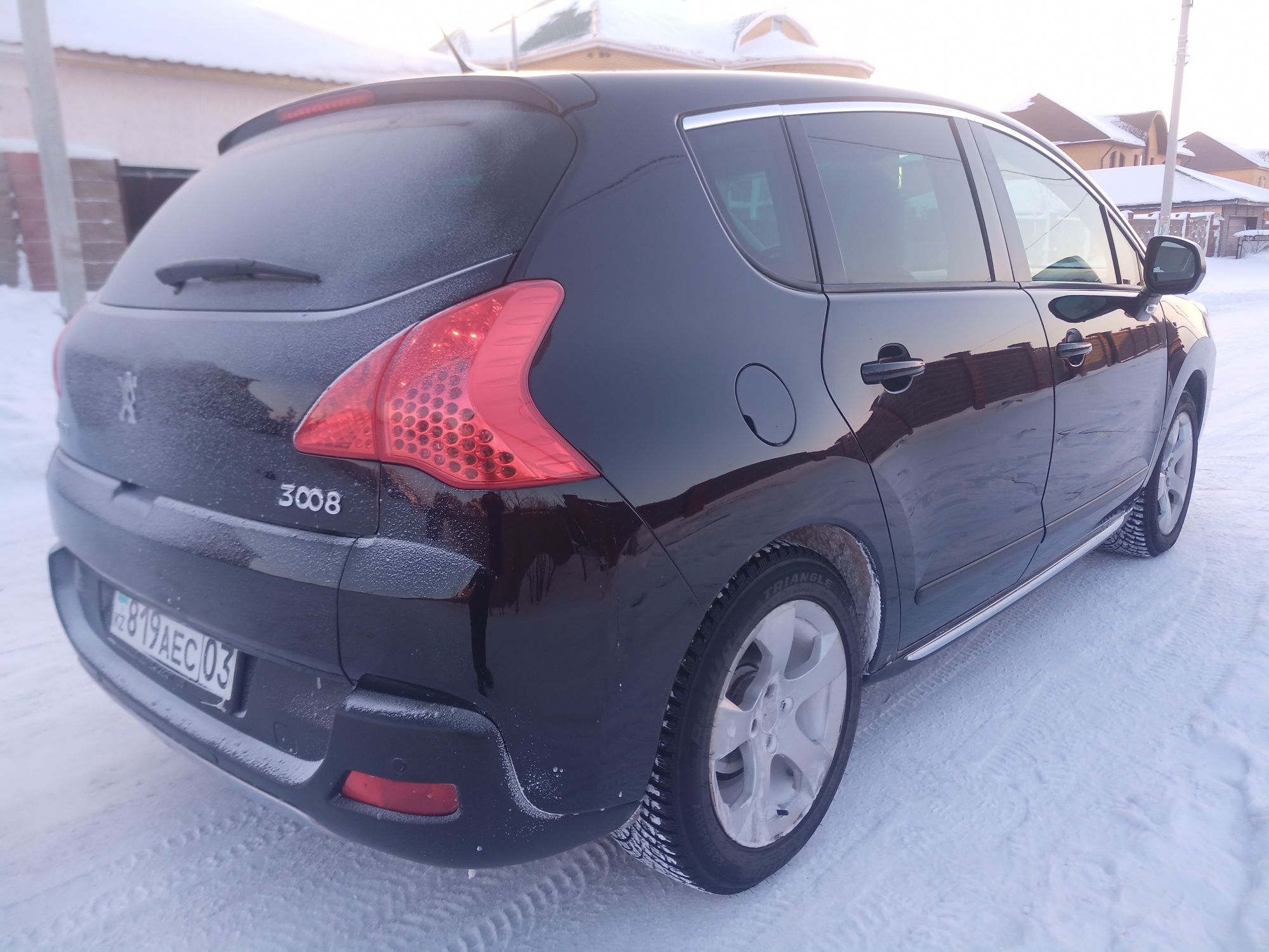 Peugeot 3008 городской кроссовер