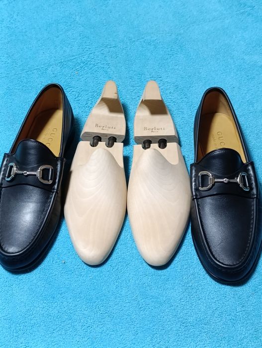 Pantofi Gucci de piele