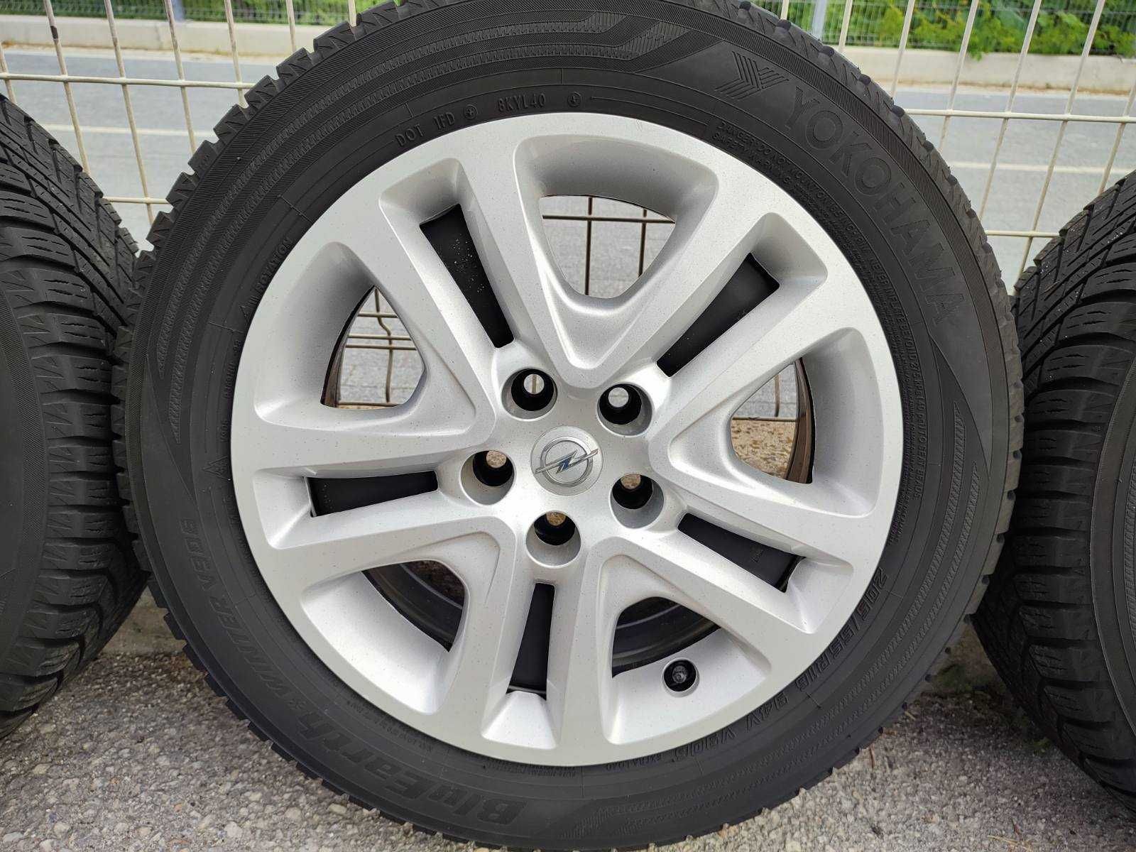 268 - 4бр. Стоманени джанти + тасове 16'' 5x115 с гуми 205/55R16 Opel