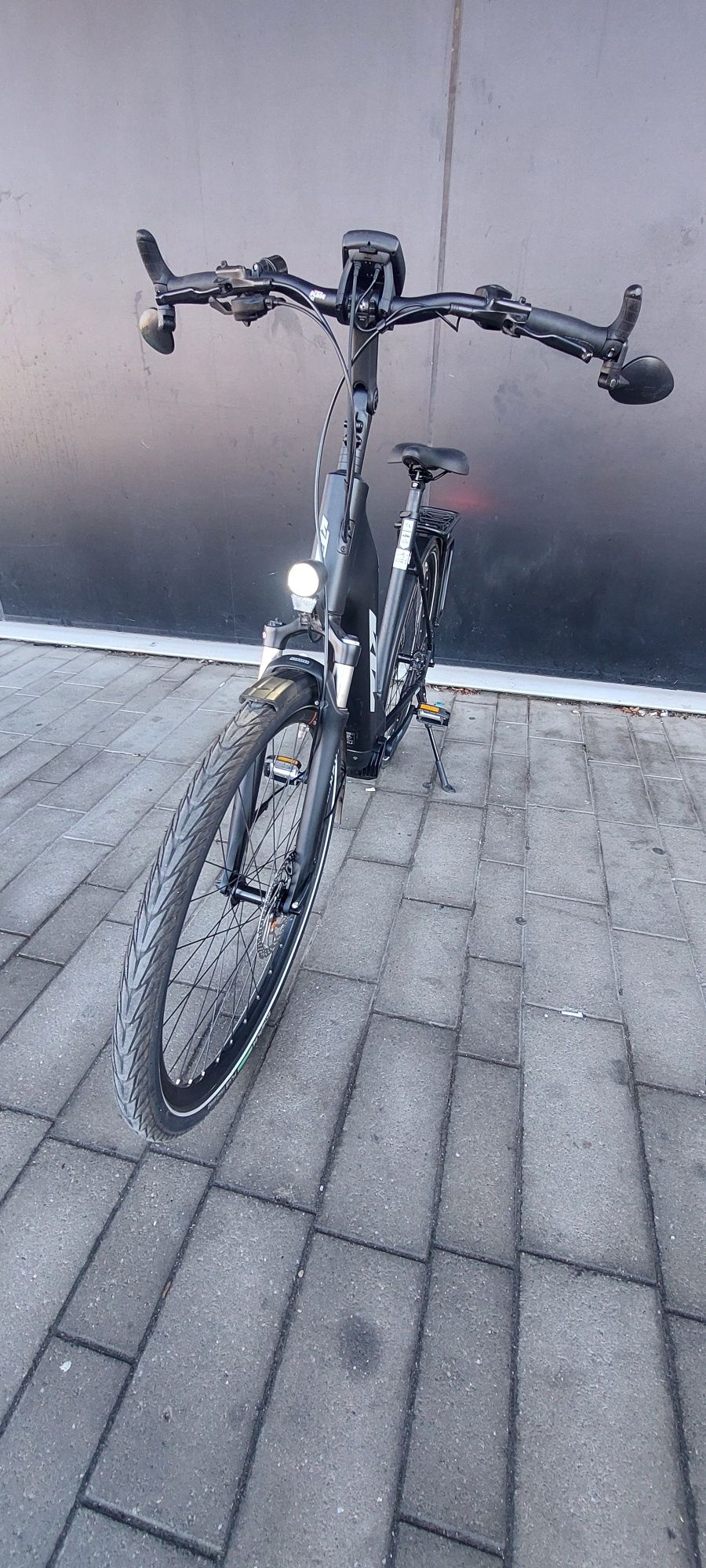 KTM Cento 11-PLUS