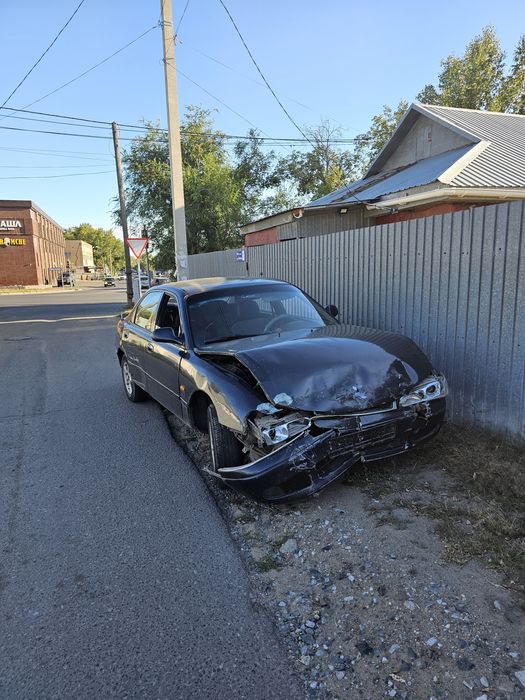 Продам. Двигатель FS 2L. Мазда кронос. И коробка автомат