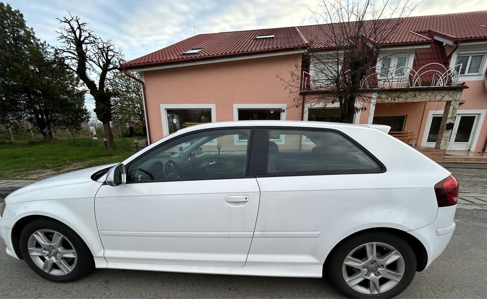 Vând Audi A3 sport edition in 3 usi