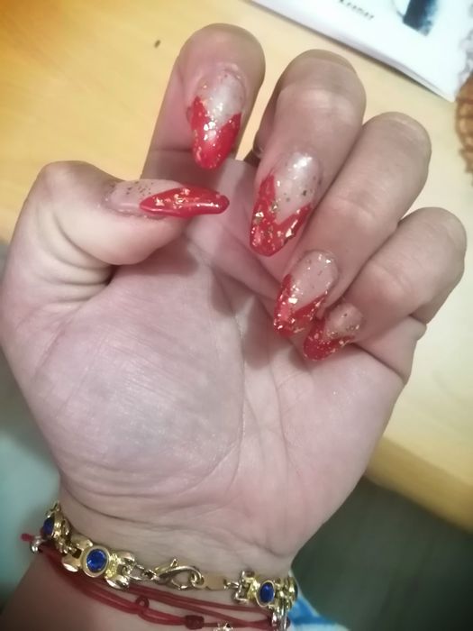 Aplic unghii cu gel