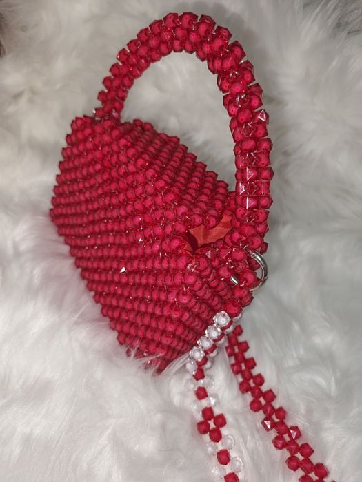 Сумка из бусин ручной работы