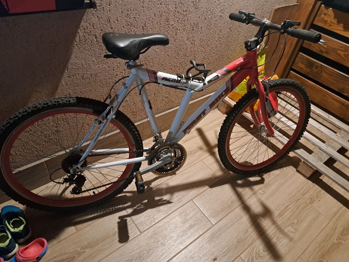 Bicicleta 26" First Bike