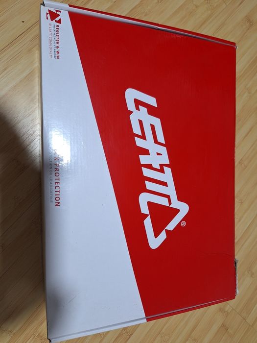 Neck Brace Leatt GPX 3.5 – Nou