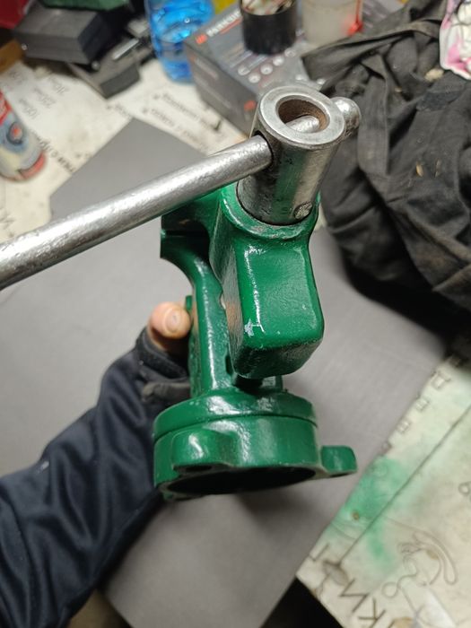 Въртящо менгеме TU 27-06 10