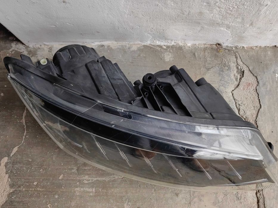 Фар Skoda Fabia LED десен / Фар Шкода Фабиа Оригинален