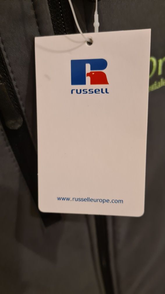 Ново непромокаемо яке Russell