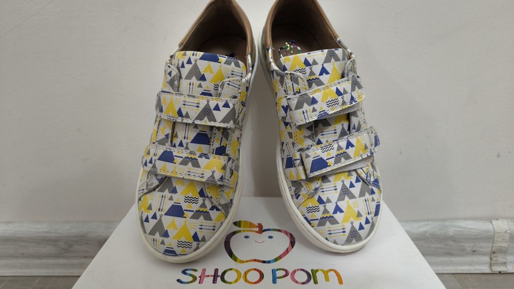 Нови детски кецове Shoo pom, 31 номер