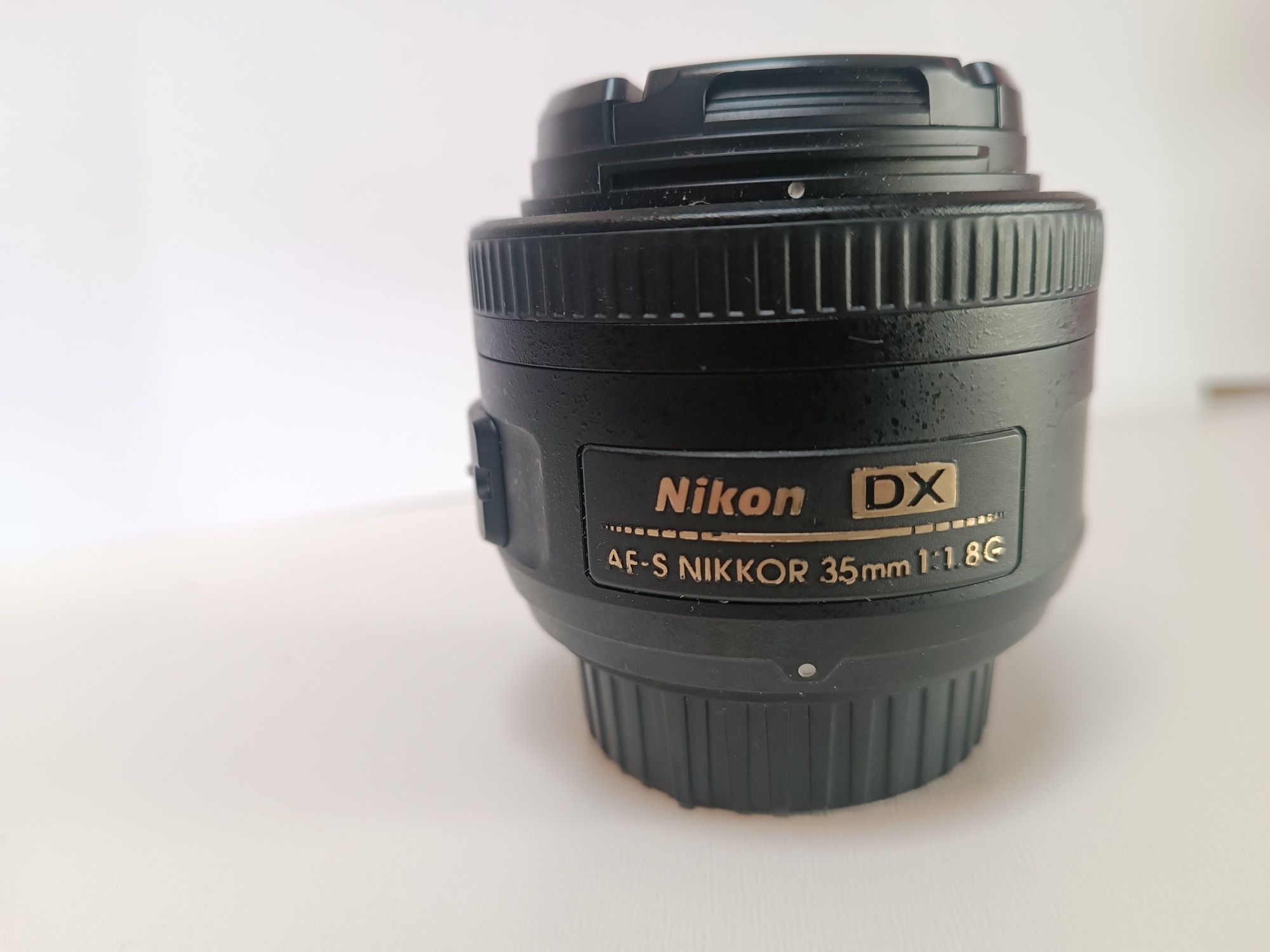 Продавам NIKON d 3200 +3 бр.обективи