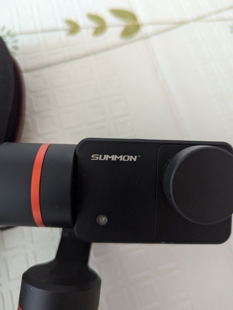 Ръчен стабилизатор с 4K камера Gimbal Feiyu-Tech Summon+