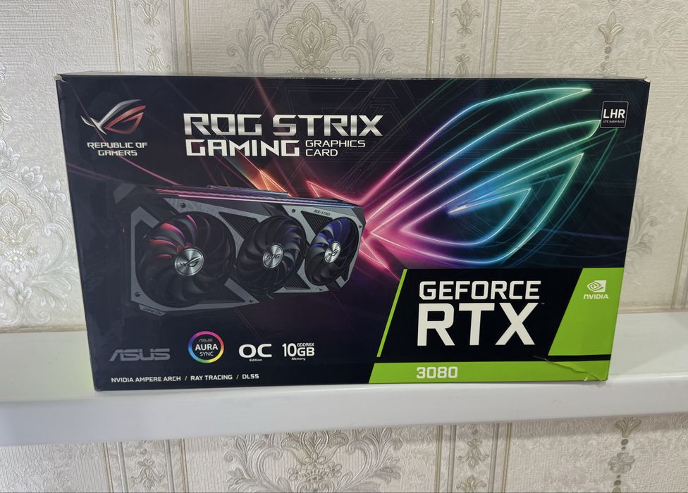 Asus Rog Strix GeForce RTX 3080 10 ГБ