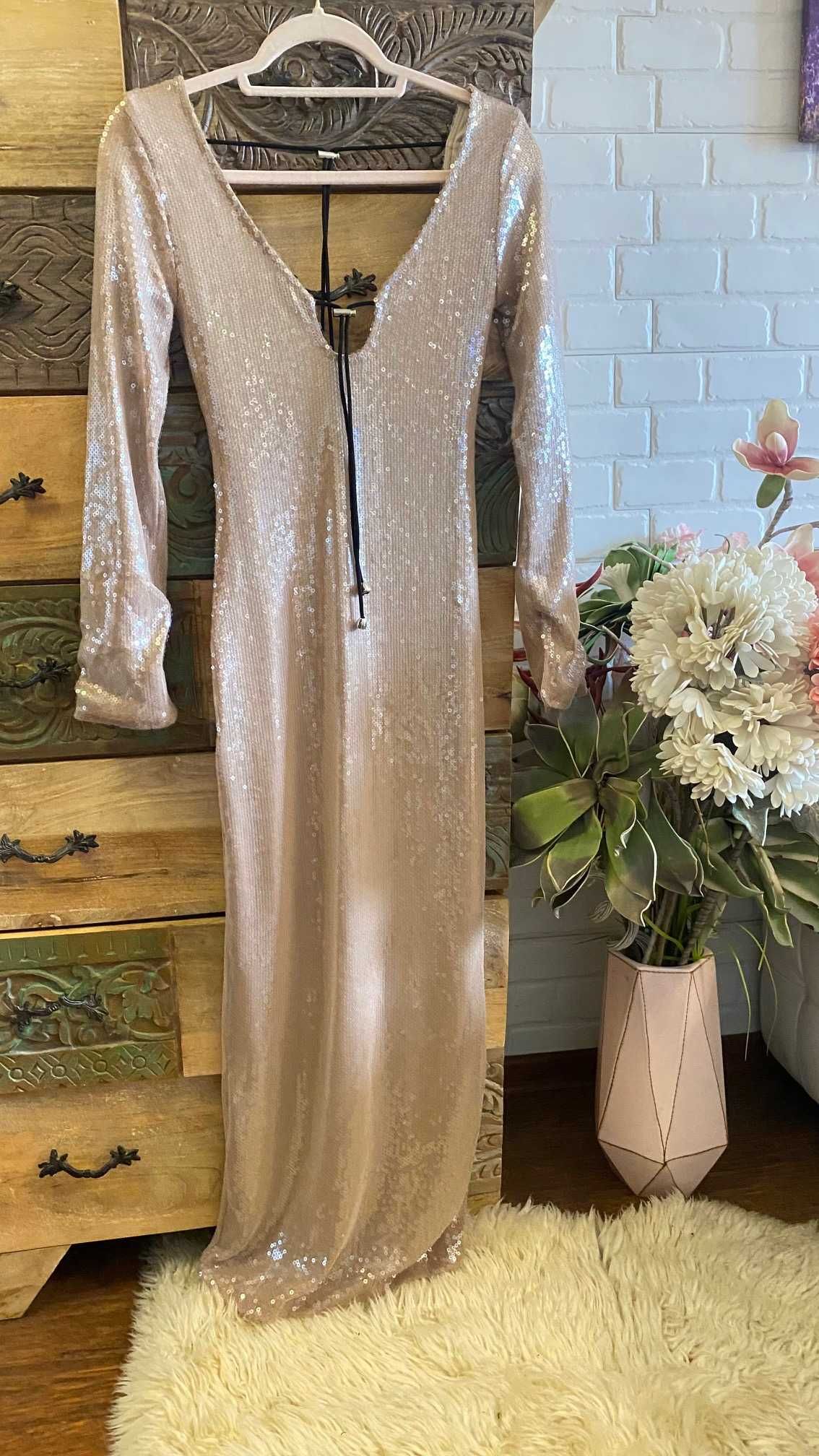 Рокля с пайети*S/M*Nude sequined dress 16Arlington
