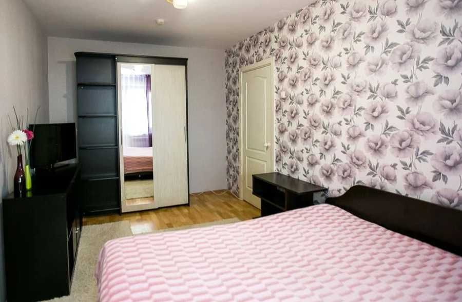 Дава се под наем Двустаен апартамент в Пловдив, Център - 60 кв.м за 249.9 € - Снимка #2