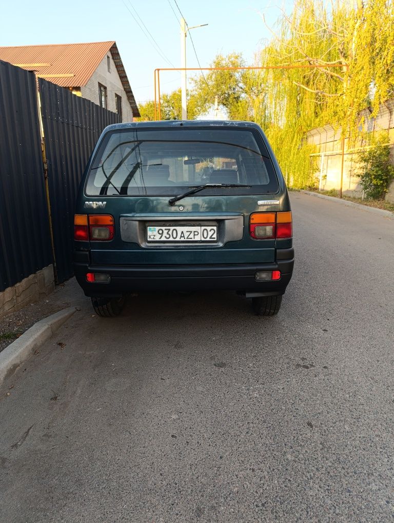 Продам Мазда мпв