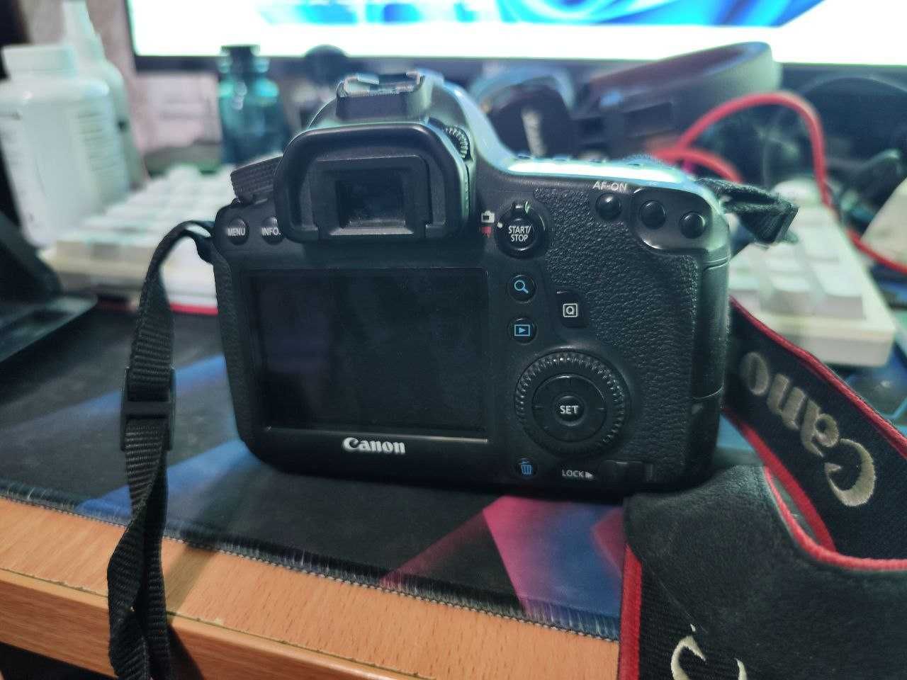 Продается Canon 6D + 50мм 1.8 объектив, с коробкой и документами.