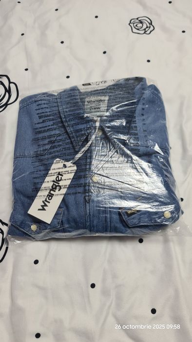 Cămașă bărbați WRANGLER,Originală, mărimea L, Regular Fit, Nouă