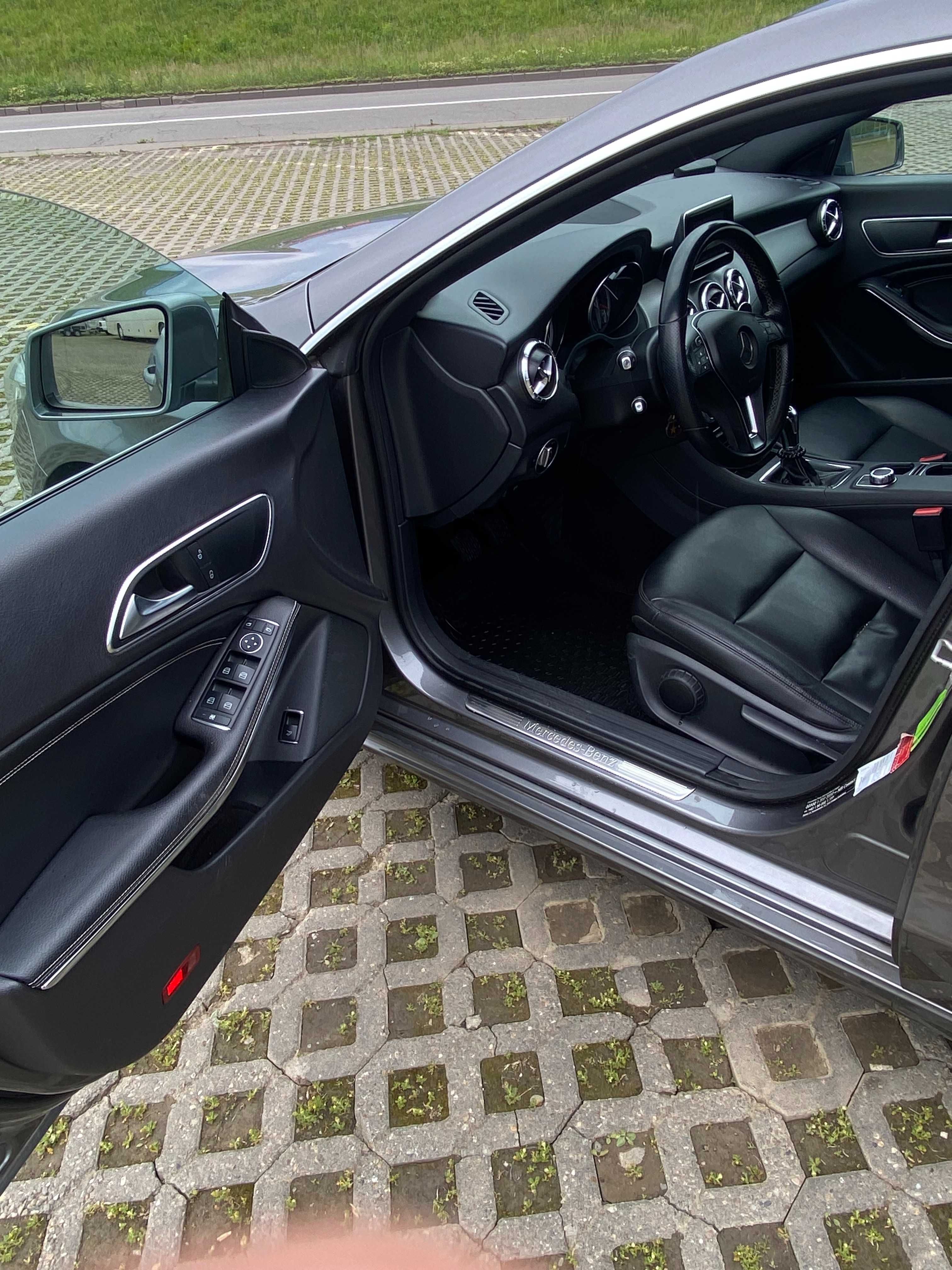 Mercedes-Benz CLA 180 | 1.6 Benzină | Euro 6 | Urban Package