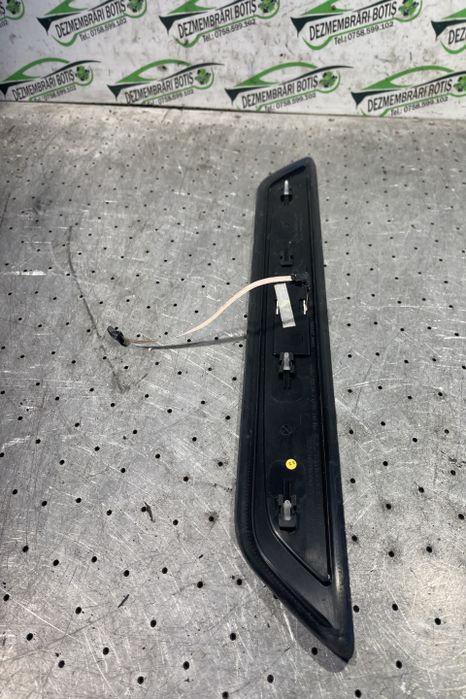 Ornament prag fata dreapta 51.47-7 181 011 BMW Seria 7 F01/F02