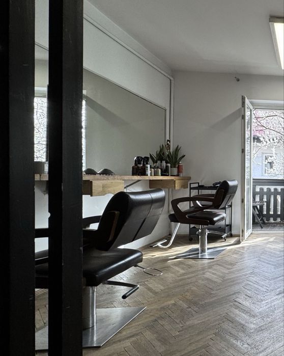 ofer spre Inchiriere camera in salon premium - zona Floreasca