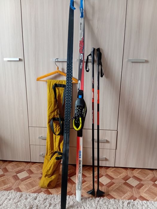 Продам лыжи беговые