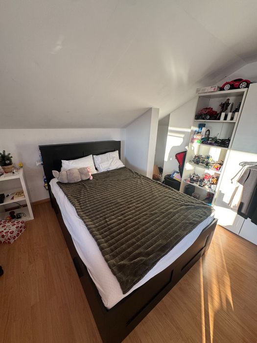 Pat Brimnes Ikea cu somiera Lonset inclusa, stare f buna, 4 sertare