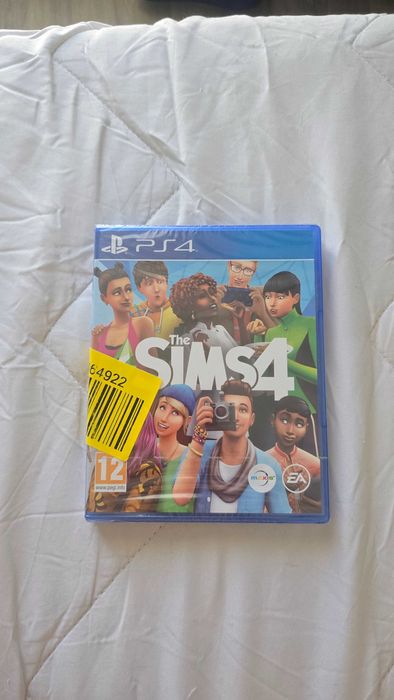 Sims 4 pentru ps4 nou nouț