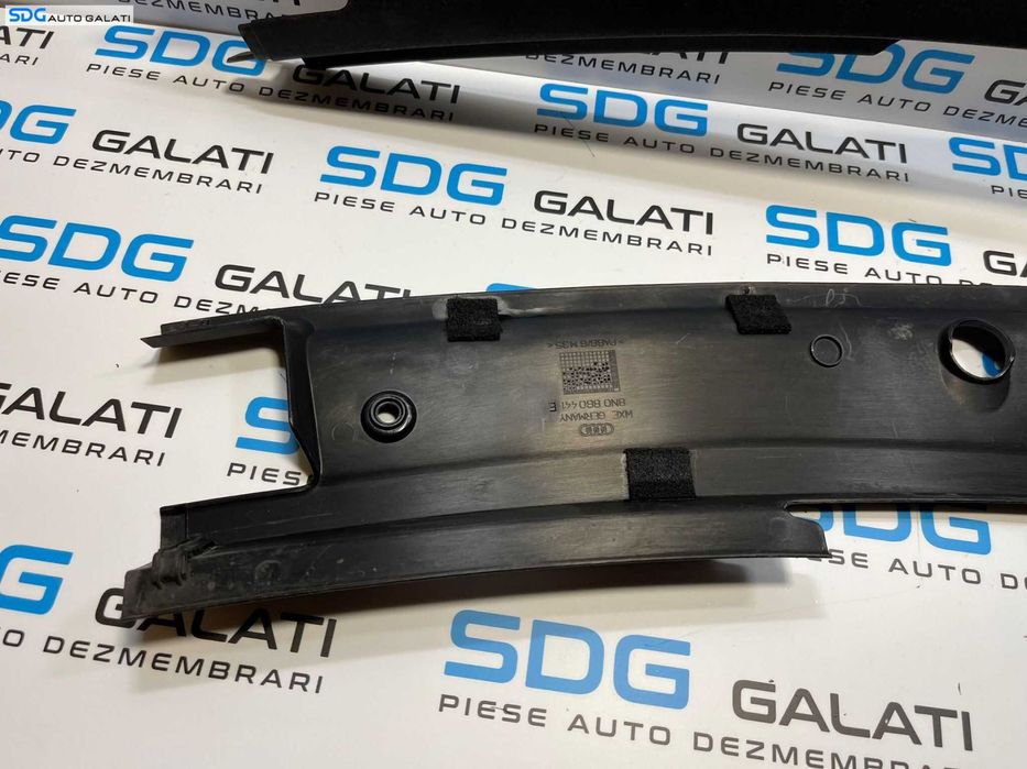 Set Capace Ornamente Plastic Tragher Trager Bara Spoiler Fata Audi TT 8N 1998 - 2006 Cod 8N0860441E 8N0860442E