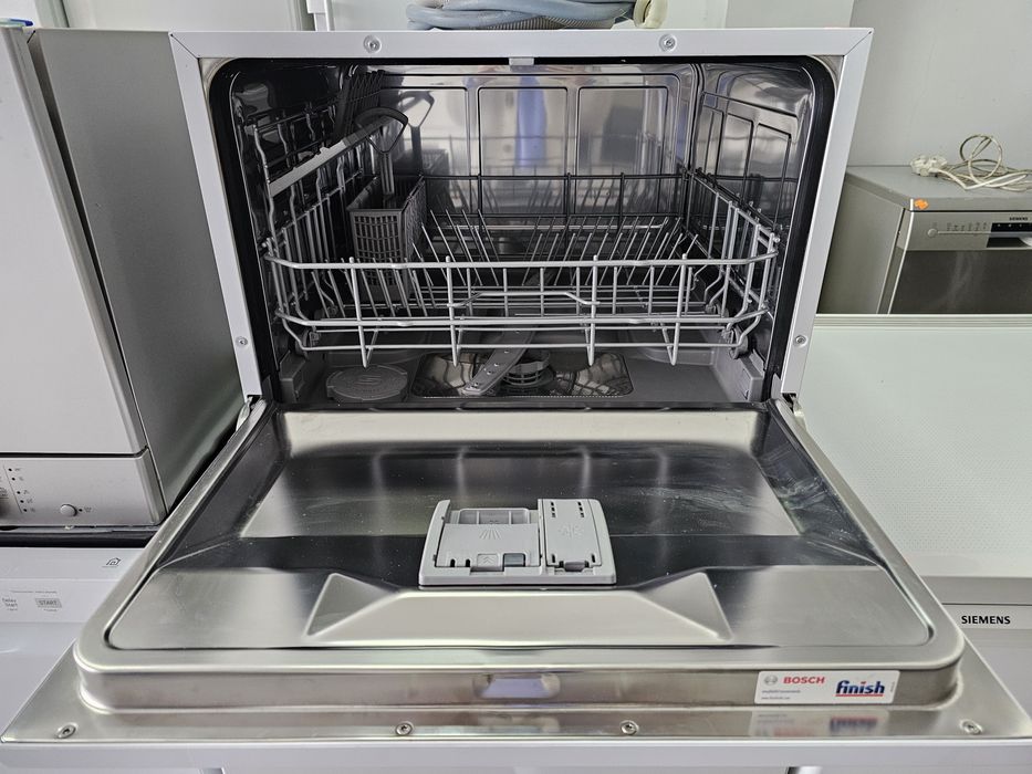 Съдомиялна тип Кубче BOSCH