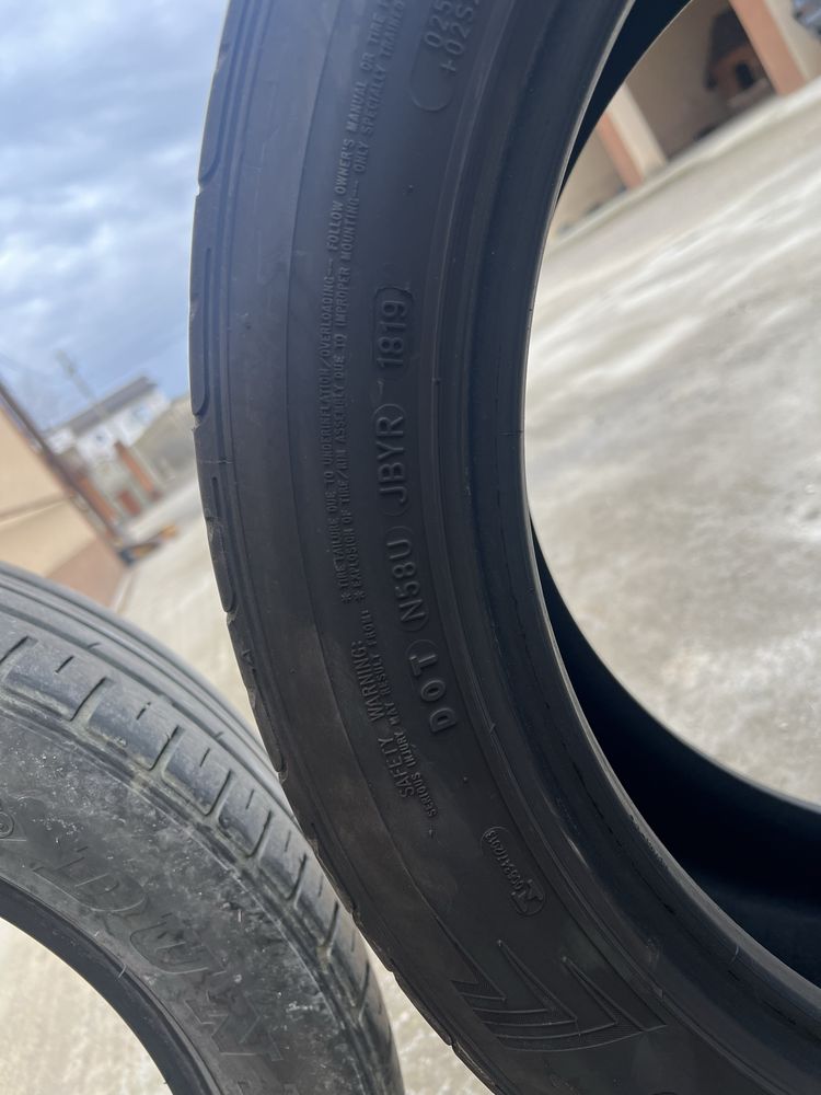 Vand anvelope 245/45/18 si 275/40/18