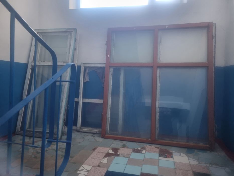 Рамы со стеклами балконные