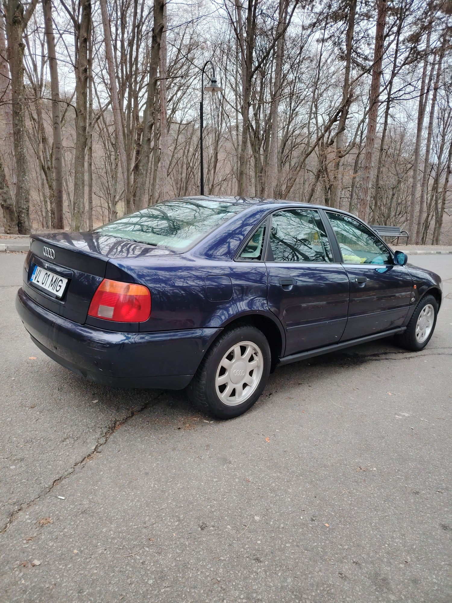 Audi A4 1.6 benzina