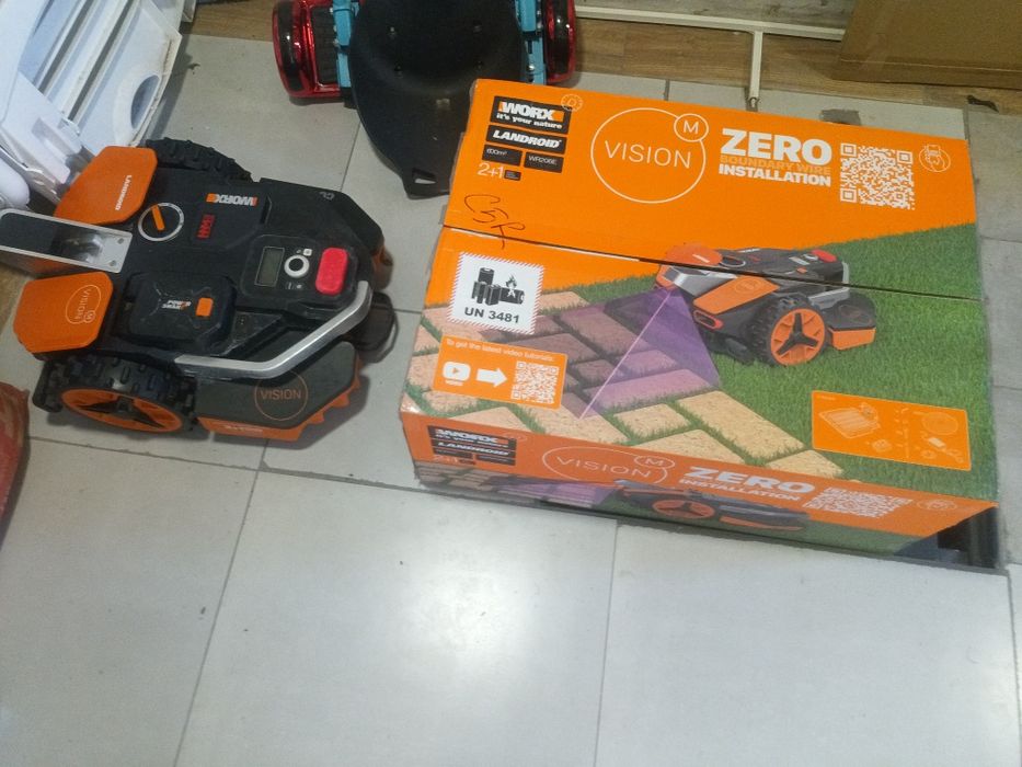Robot tuns gazonul Worx Vision Landroid M600 WR206E