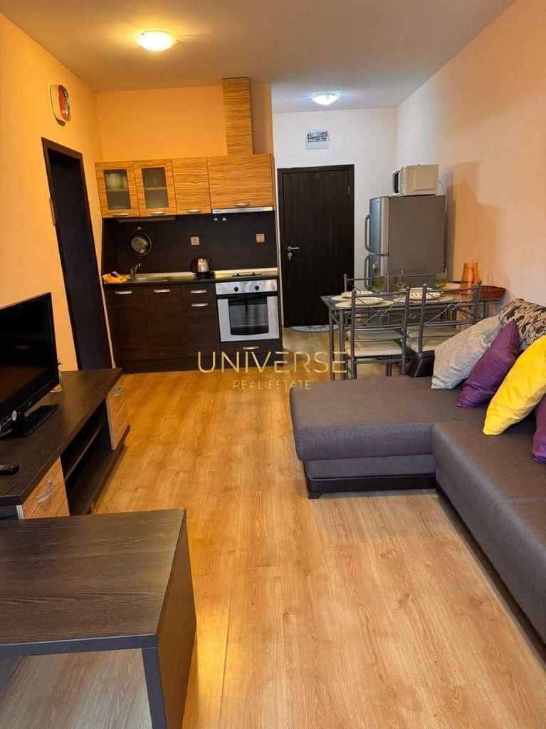 Продава се Двустаен апартамент в Свети Влас - 73 кв.м за 1165 €/кв.м - Снимка #2
