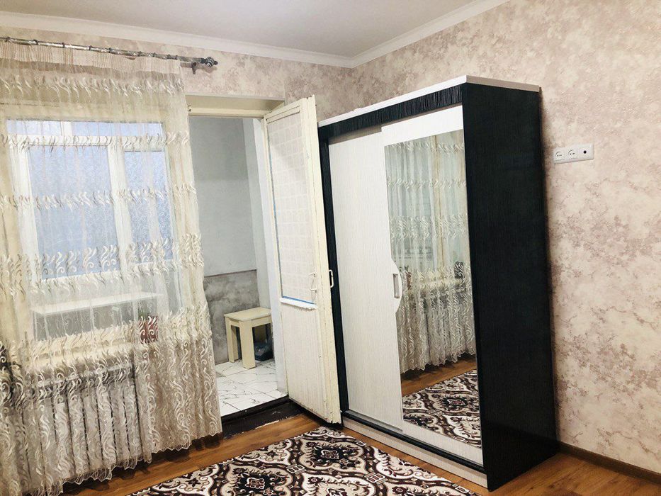 Сдается 1-комнатная квартира на кадышева бывшее общежитие.