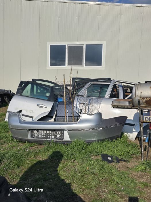 Bara spate Volkswagen Passat b6 berlina cu gauri de senzori
