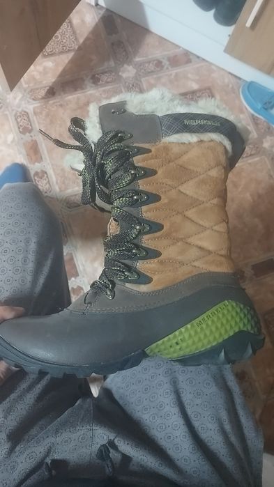 Бредовый ботинка