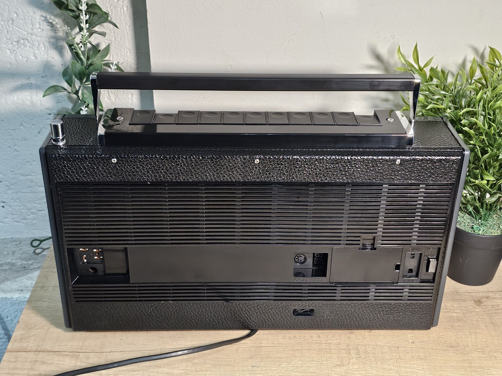 Radio GRUNDIG SATELLIT 2000 vintage, de colectie..