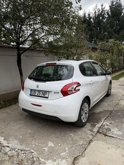 Peugeot 208 panoramic