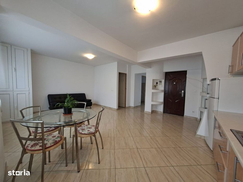 Mioritei (Carrefour) -3 cam decomandat/ 2 bai /centrala /renovat/