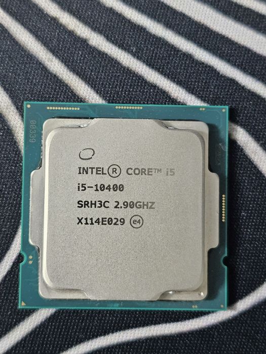 Продам процессор i5 10400