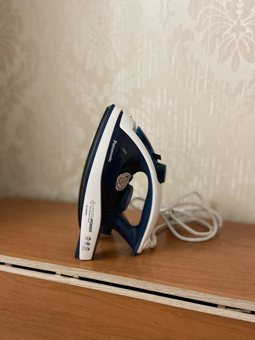 продам утюг Panasonic