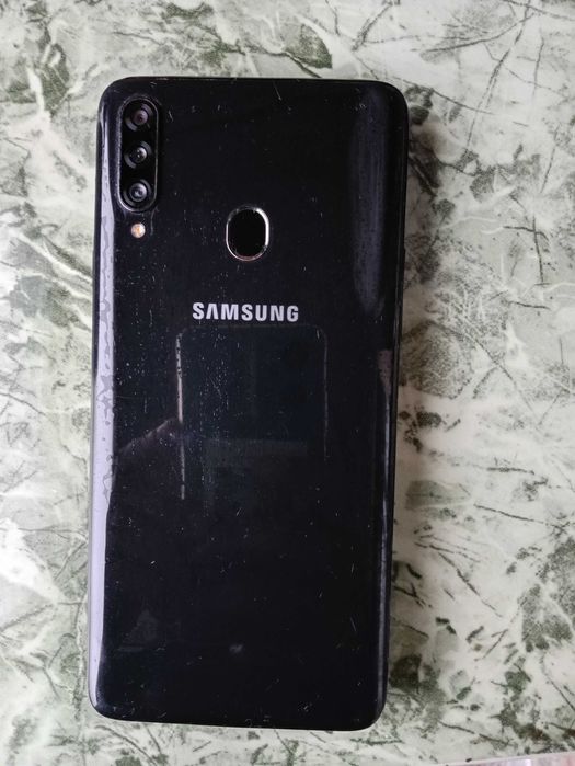 Продавам Samsung galaxy A20s