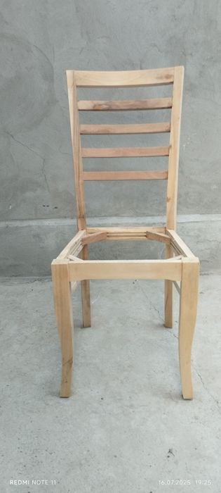 Стул карказ сотилади